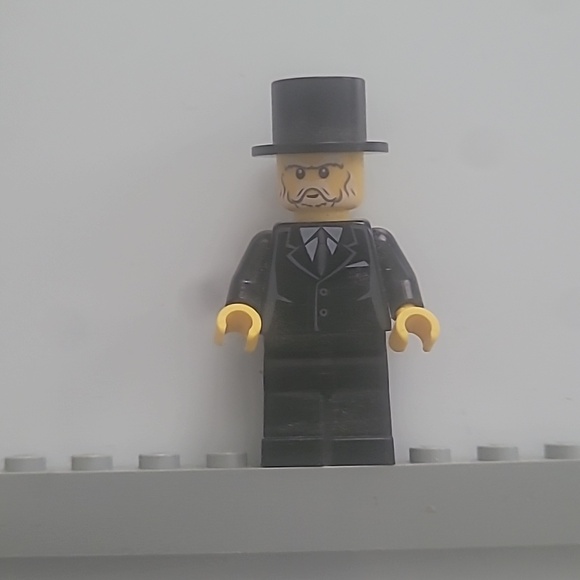 Lego Other - LEGO Seasonal Sleigh Driver Minifigure